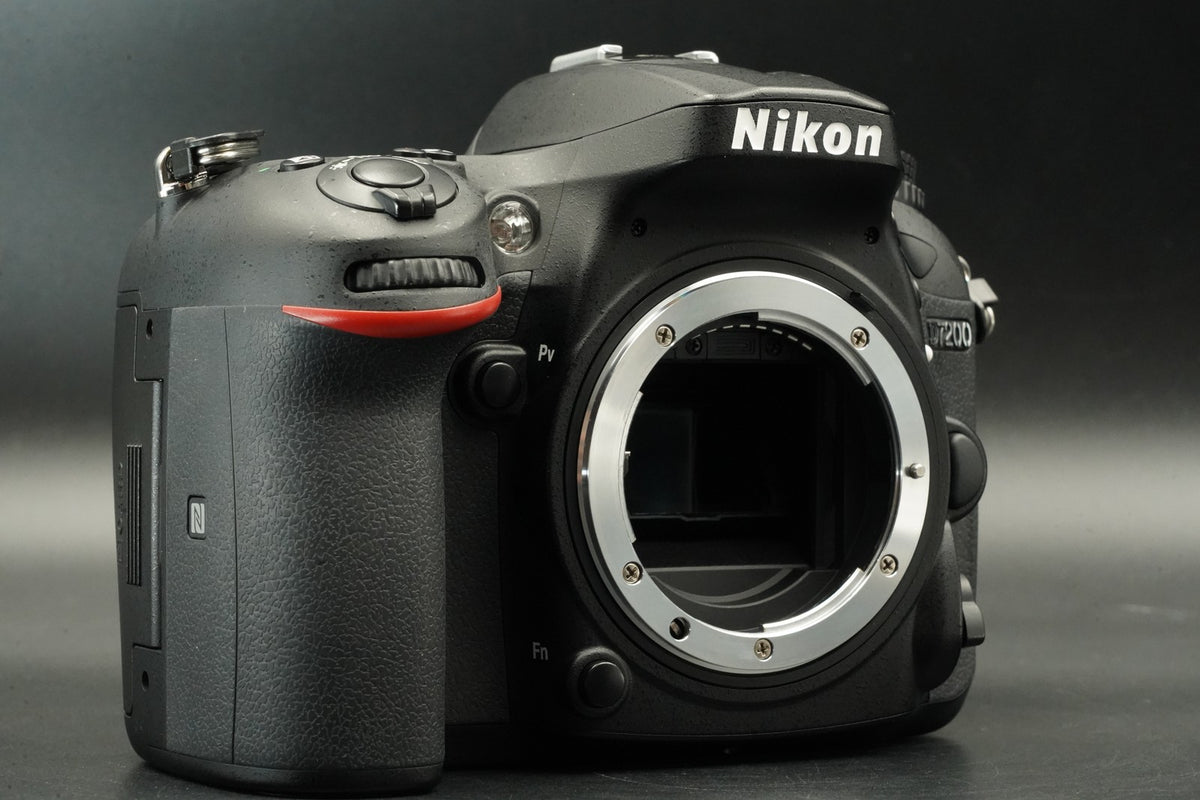 Nikon D7200 24.2 MP Digital SLR Camera Body Only -8738 cuts- US STOCK #11512