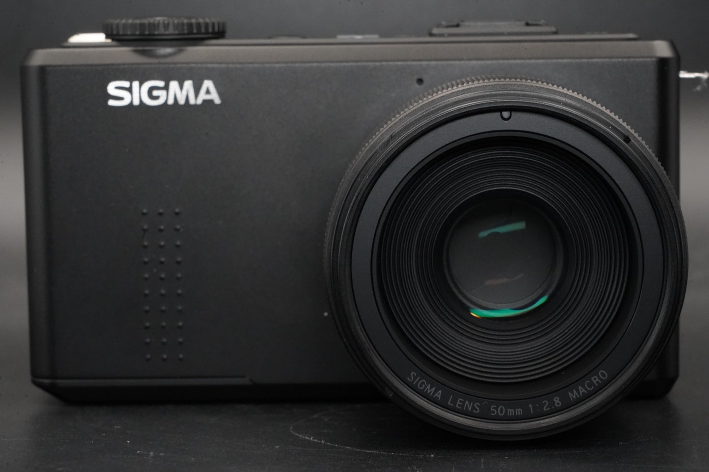 [ALMOST UNUSED] Sigma DP3 Merrill 46.0MP Compact Digital Camera Black 10900