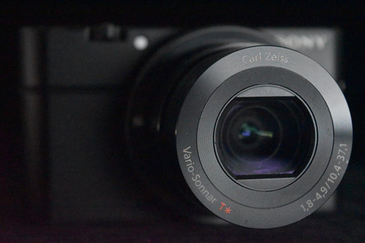 Sony Cyber-Shot DSC-RX100 35 Language Camera #11933-11934