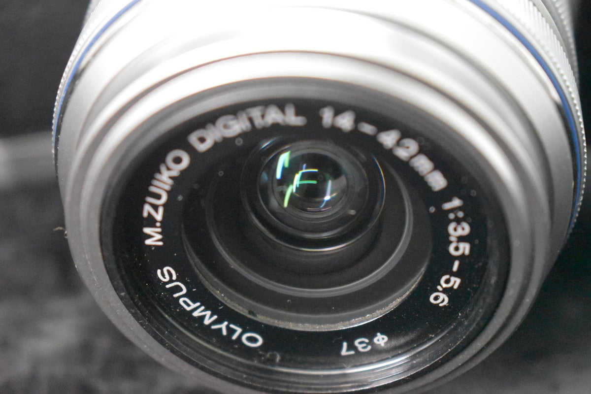 Olympus OMD E-M5 Mirrorless Digital Camera with Lens Silver US STOCK #10070
