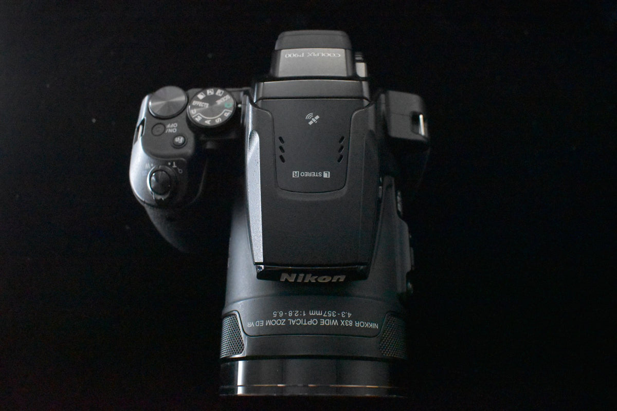 [LEGGI] Nikon Coolpix P900 Black Point and Shoot Super Zoom Camera 8188