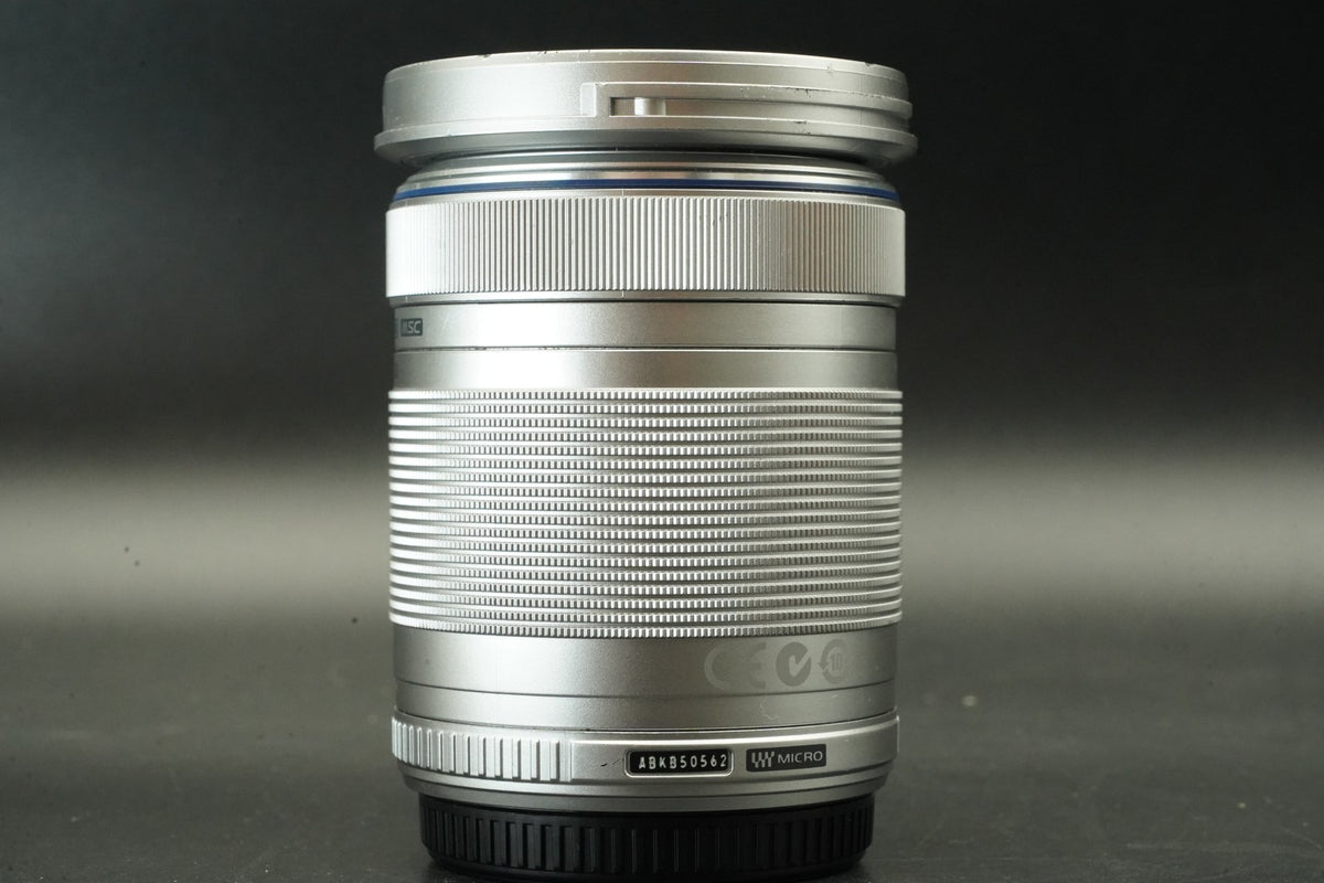 Olympus PEN E-PL7 Digital Camera White with 14-42mm Lens US STOCK #10166