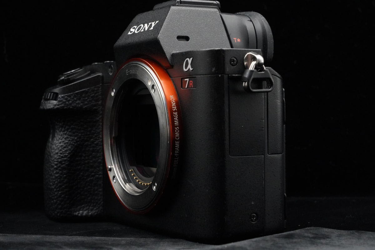 Sony ILCE-7RM2 A7R II Digital SLR Camer US STOCK #9966