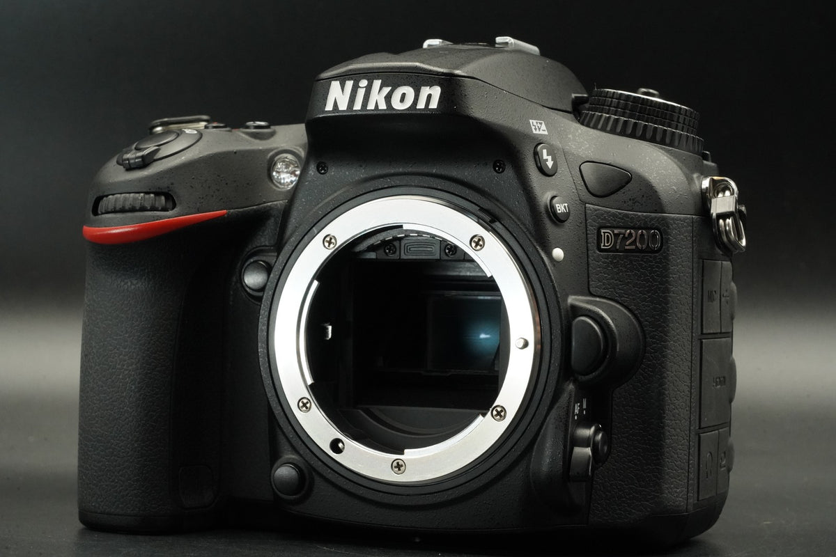 Nikon D7200 24.2 MP Digital SLR Camera Body Only -8738 cuts- US STOCK #11512