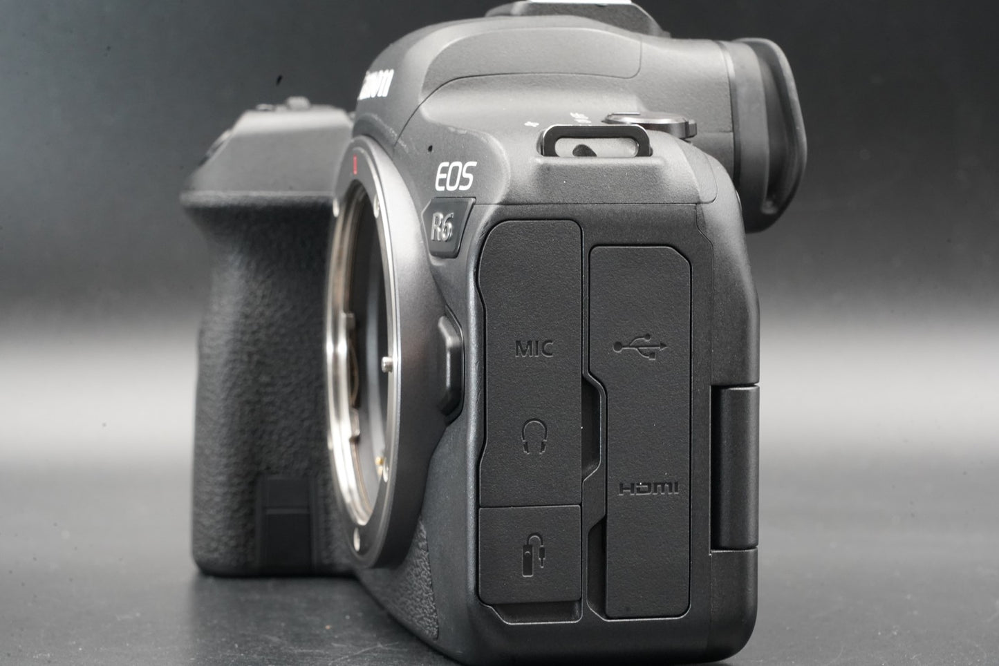 1200 cuts!! Canon EOS R6 20.1MP Mirrorless Camera 11354