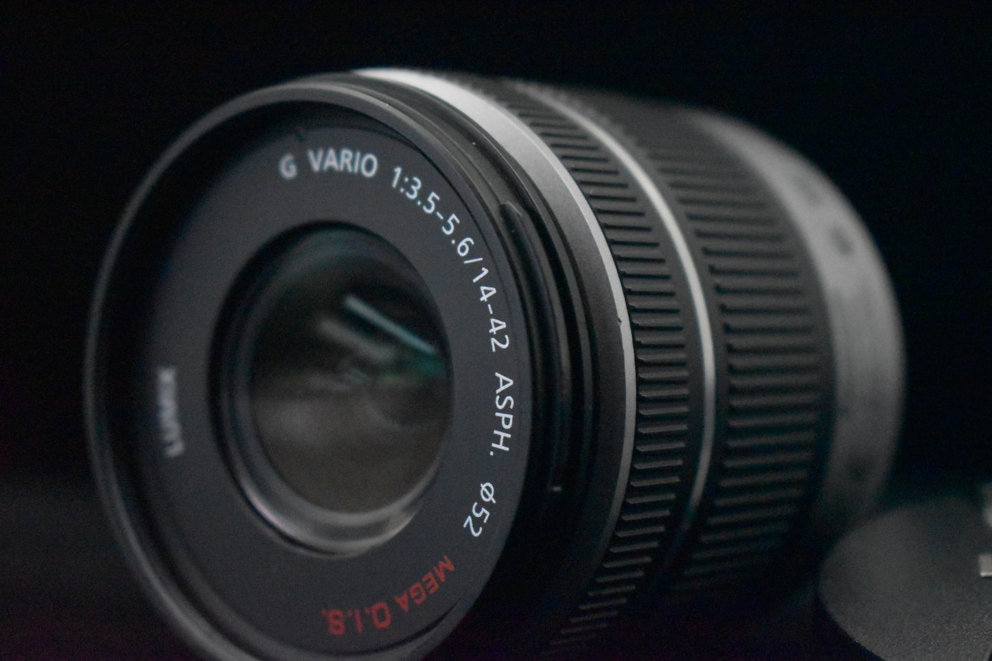 [US Duty Paid] Panasonic Lumix G Vario 14-42mm f/3.5-5.6 Mega O.I.S 9292