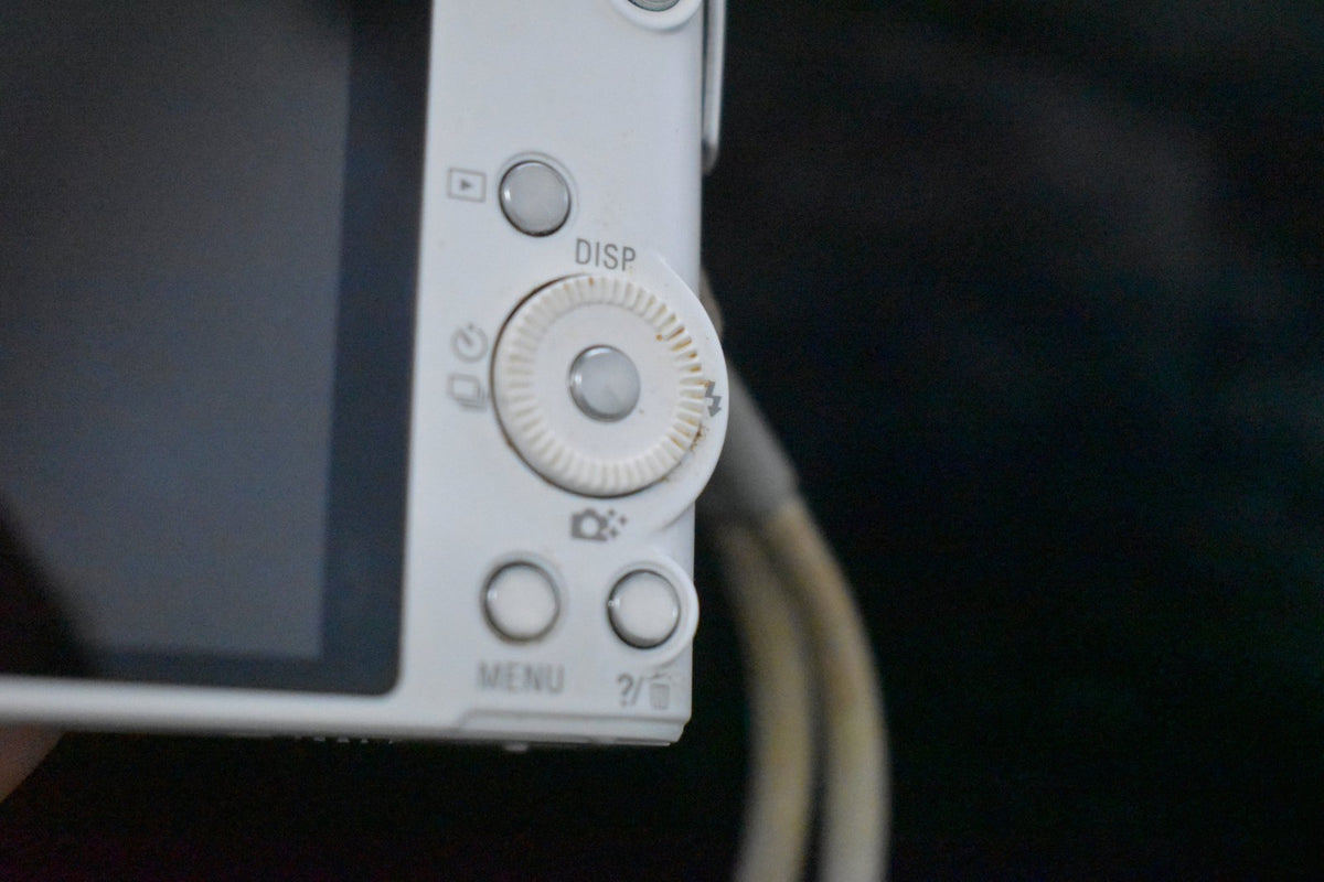 Sony Cyber-shot DSC-WX300 White Compact Digital Camera US STOCK #9795