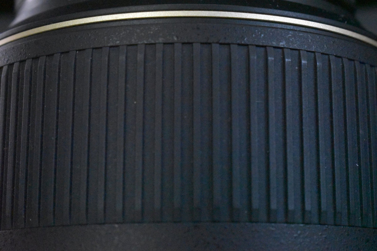Nikon AF-S MICRO NIKKOR 105mm F/2.8G ED VR Lens US STOCK #10580