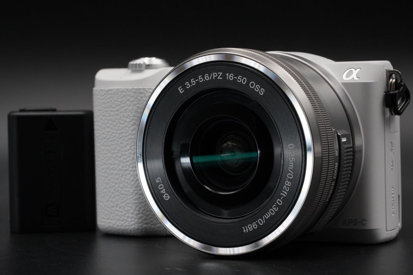 1281 cuts! Sony Alpha a5100 Mirrorless Digital Camera White 10753
