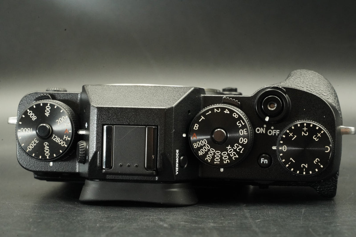 Fujifilm Fuji X-T2 Mirrorless Digital Camera -5776 cuts- #11889