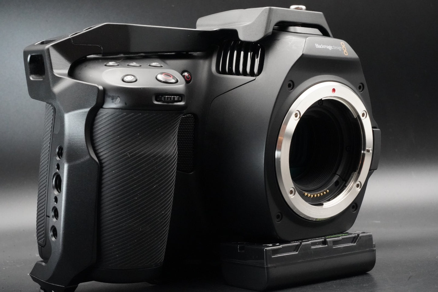 Blackmagic Cinema Camera 6K CINECAM60KLFL Canon EF Mount 11036
