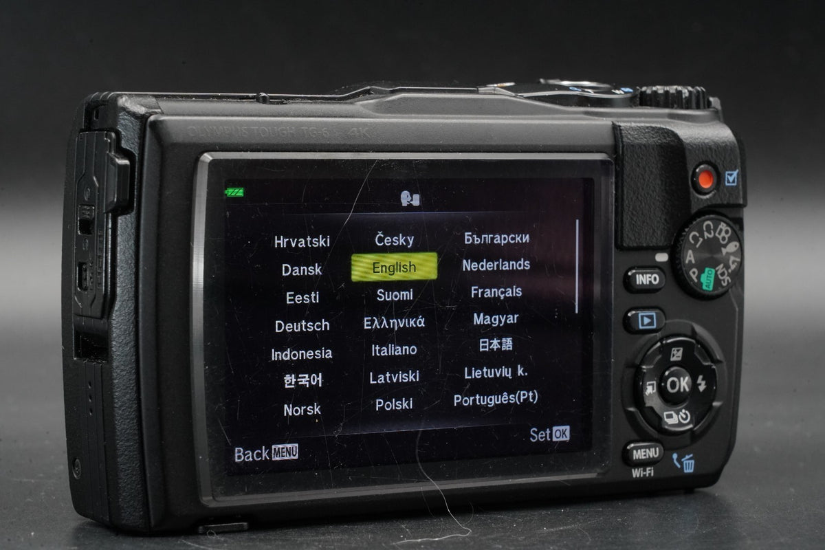 Olympus Tough TG-6 schwarz wasserdichte Digitalkamera 12MP -10644 Schnitte-...