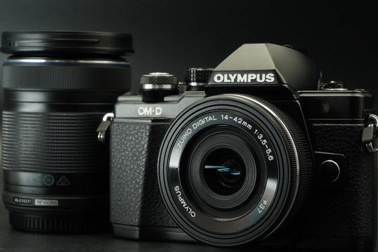 Olympus OM-D E-M10 Mark II Digital Camera Black w/ 2 Lens -19770 cuts- #11815