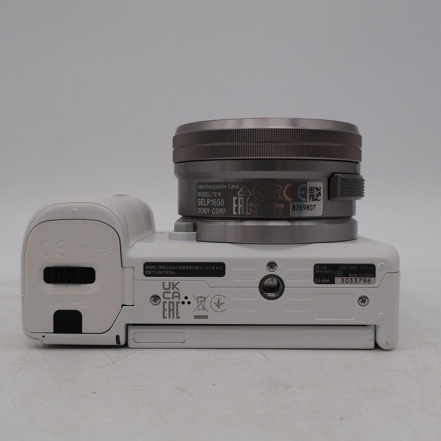 Sony Alpha ZV-E10 Mirrorless Vlog Camera with Lens White US STOCK #B0095