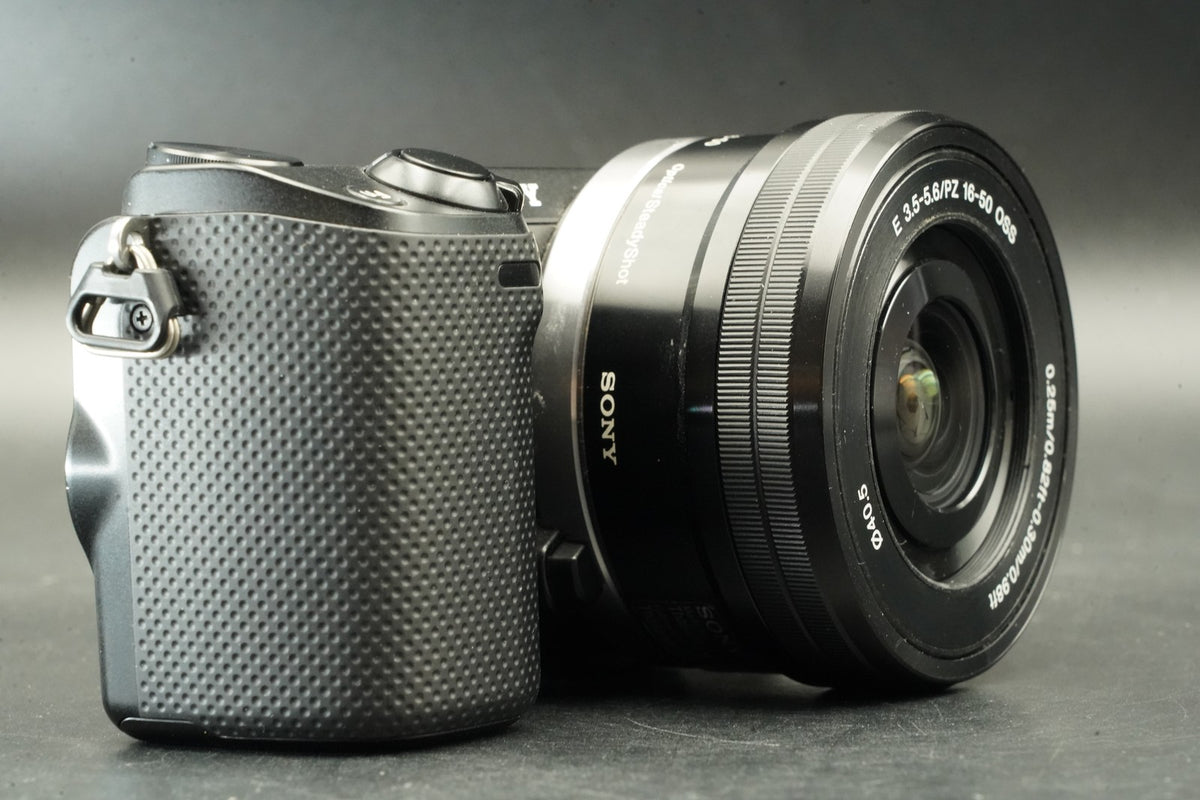 Sony Alpha NEX-5R Digital Camera Black 16-50mm Lens English OK -1226cut- #11953