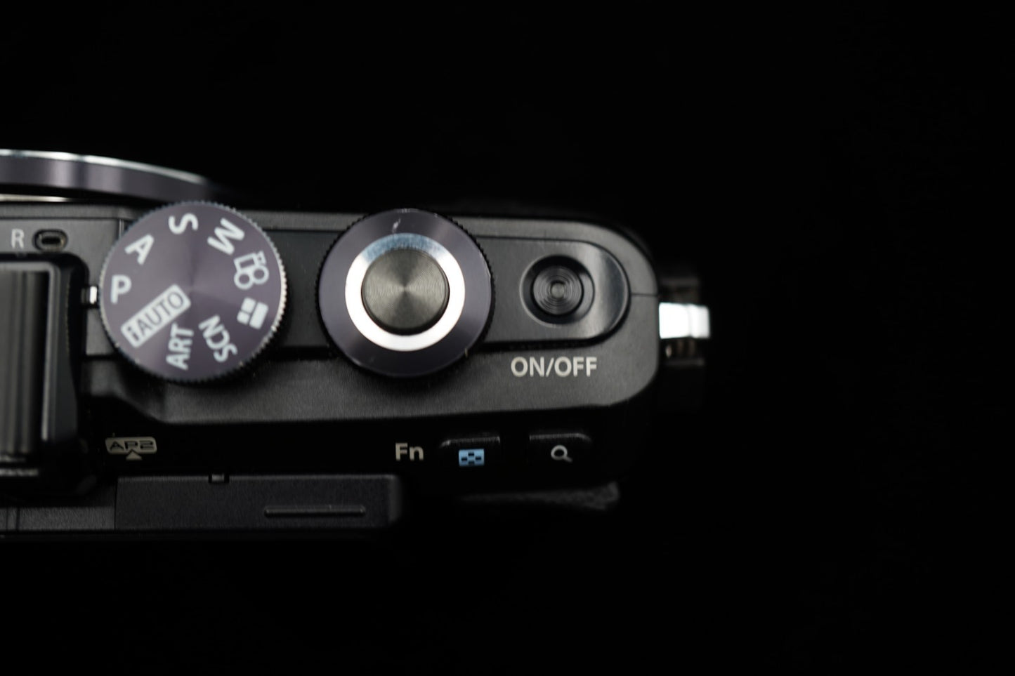 [US Duty Paid] Olympus PEN E-PL7 Digital Camera Black with Lens 9574