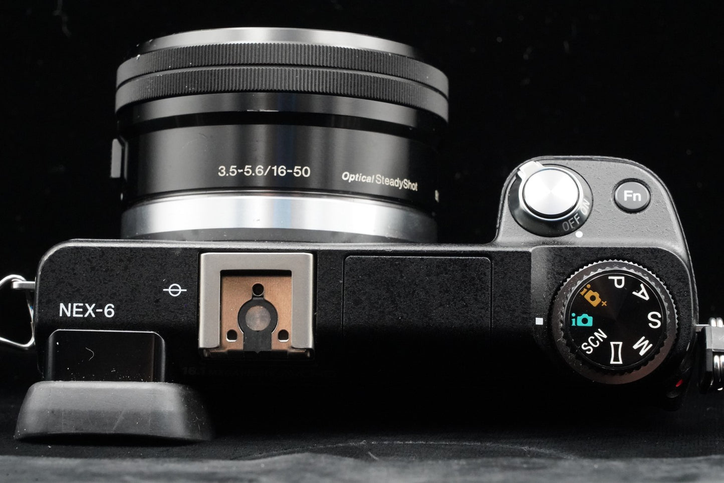 ENGLISH OK! [US Duty Paid] Sony α NEX-6 Digital Camera w/ 16-50mm PZ Lens 9970