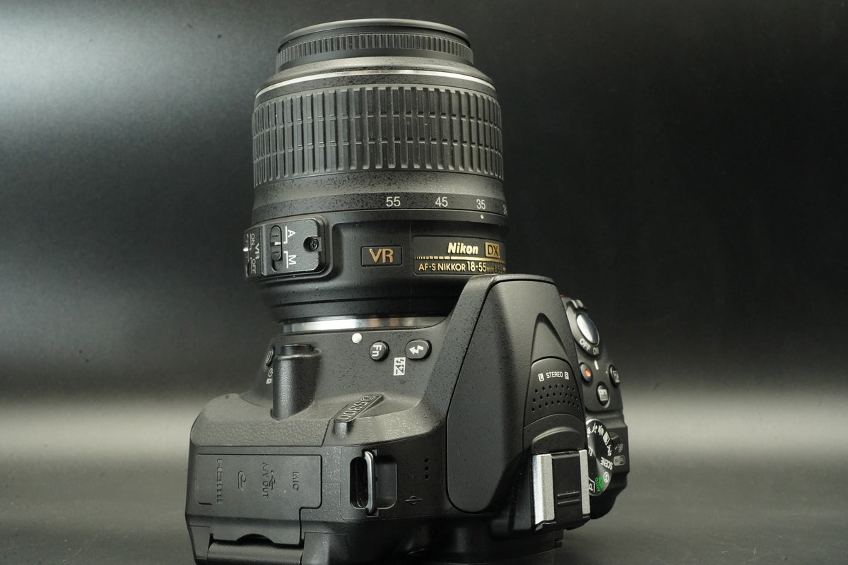 Nikon D5300 AF-S 18-55mm + 55-300mm Lens -147K cuts- US STOCK #12230