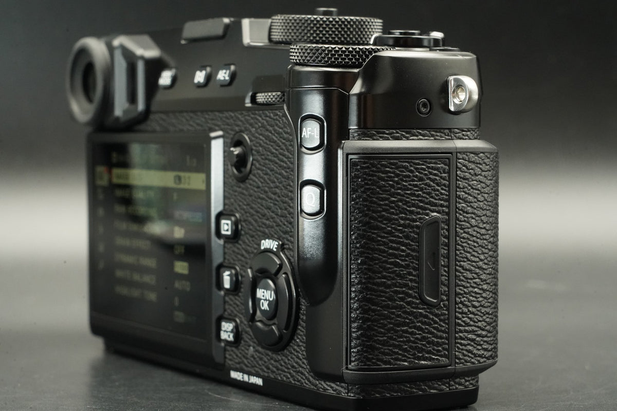 Fujifilm X-Pro2 24.3MP Mirrorless Digital Camera Black -1 cuts- #11524