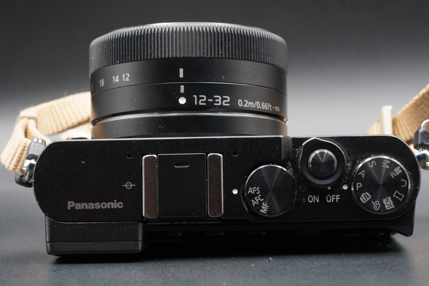 English OK ! Panasonic LUMIX DMC-GM5 16MP Black w/ US Duty Paid Lens 10398