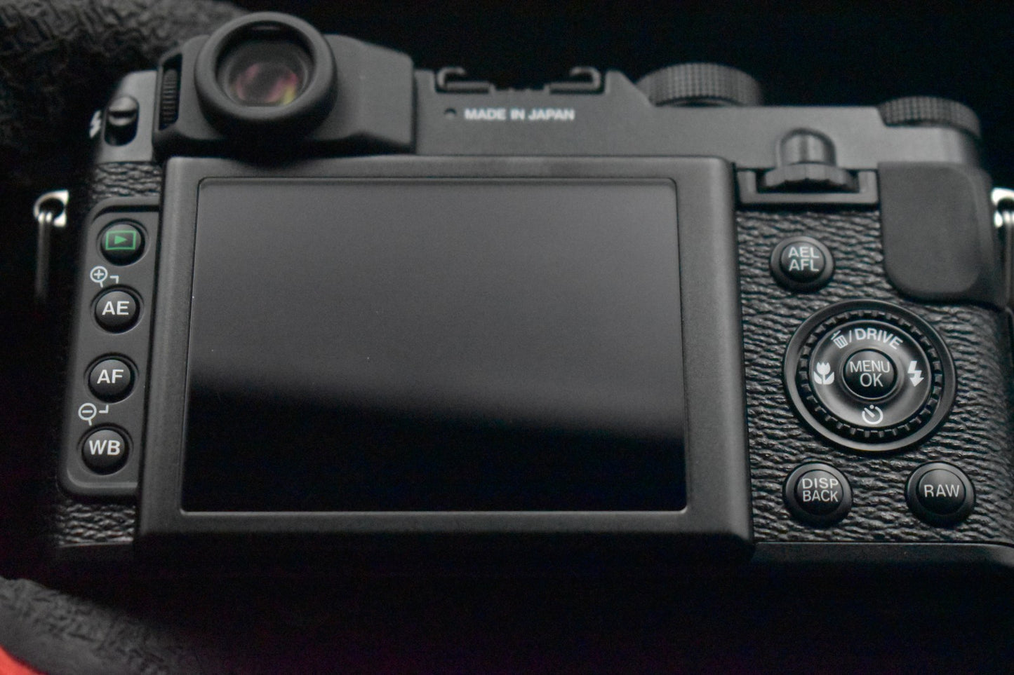 [US Duty Paid] Fujifilm X10 Black pPoint and Shoot Compact Digital Camera 9325