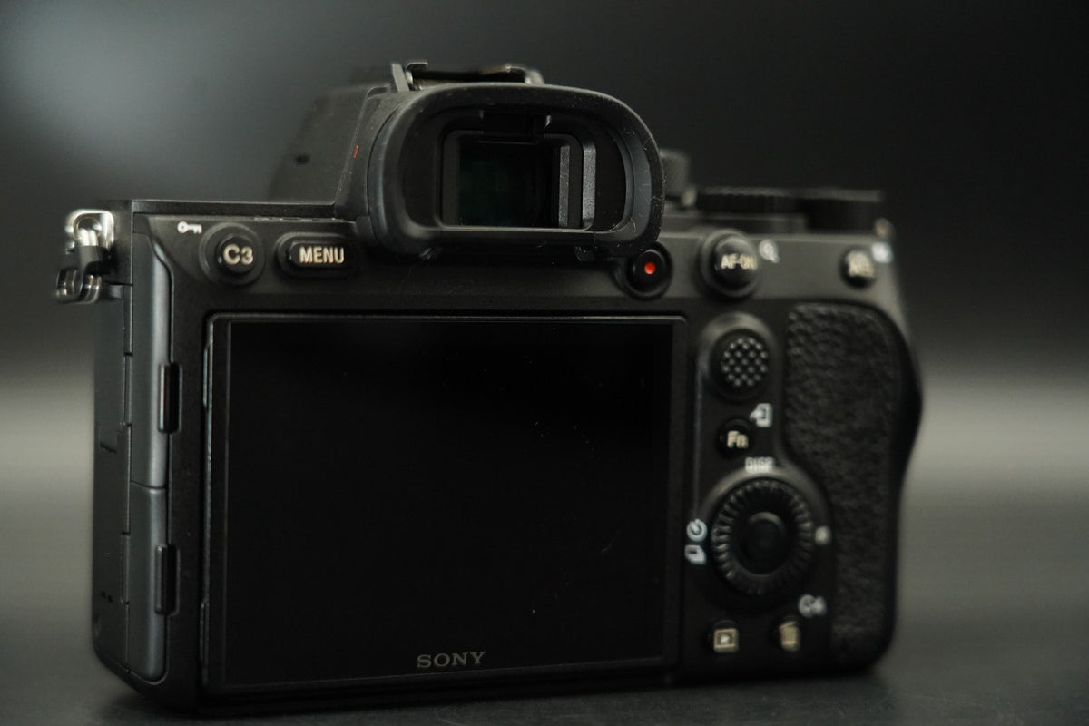 Sony A7R IV ILCE-7RM4 digital camera English OK -129937 cuts- US STOCK #11856