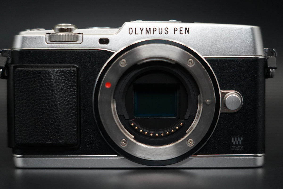 Olympus PEN E-P5 Silver Body Wifi Digital Camera Japan US STOCK #10593