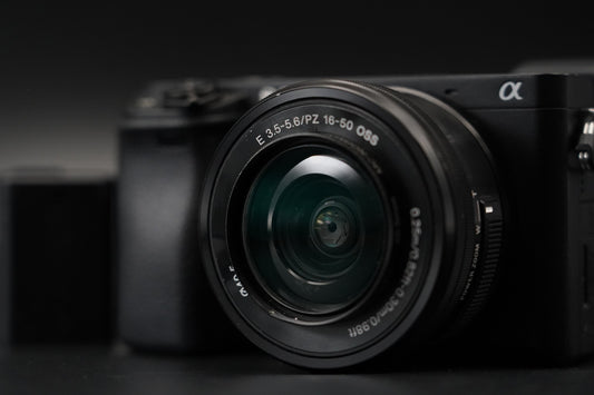 Sony Alpha A6400 Mirrorless Digital Camera with lens Black US Duty Paid 10658