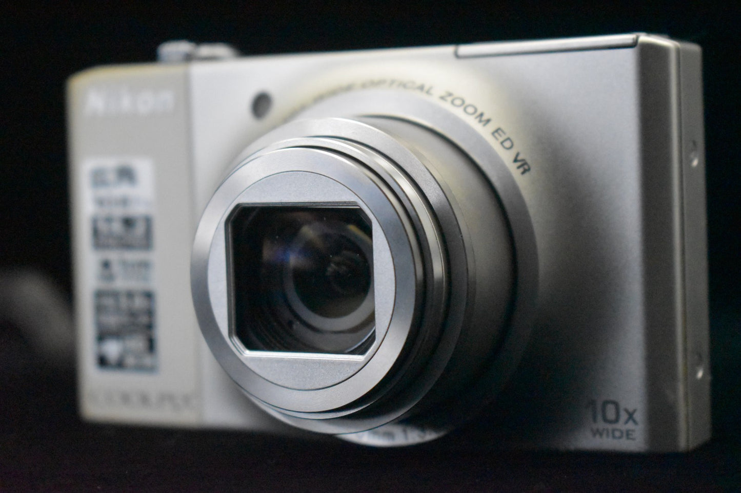 [US Duty Paid] Nikon Coolpix S8000 Silver Digital Camera 14.2 MP 9445