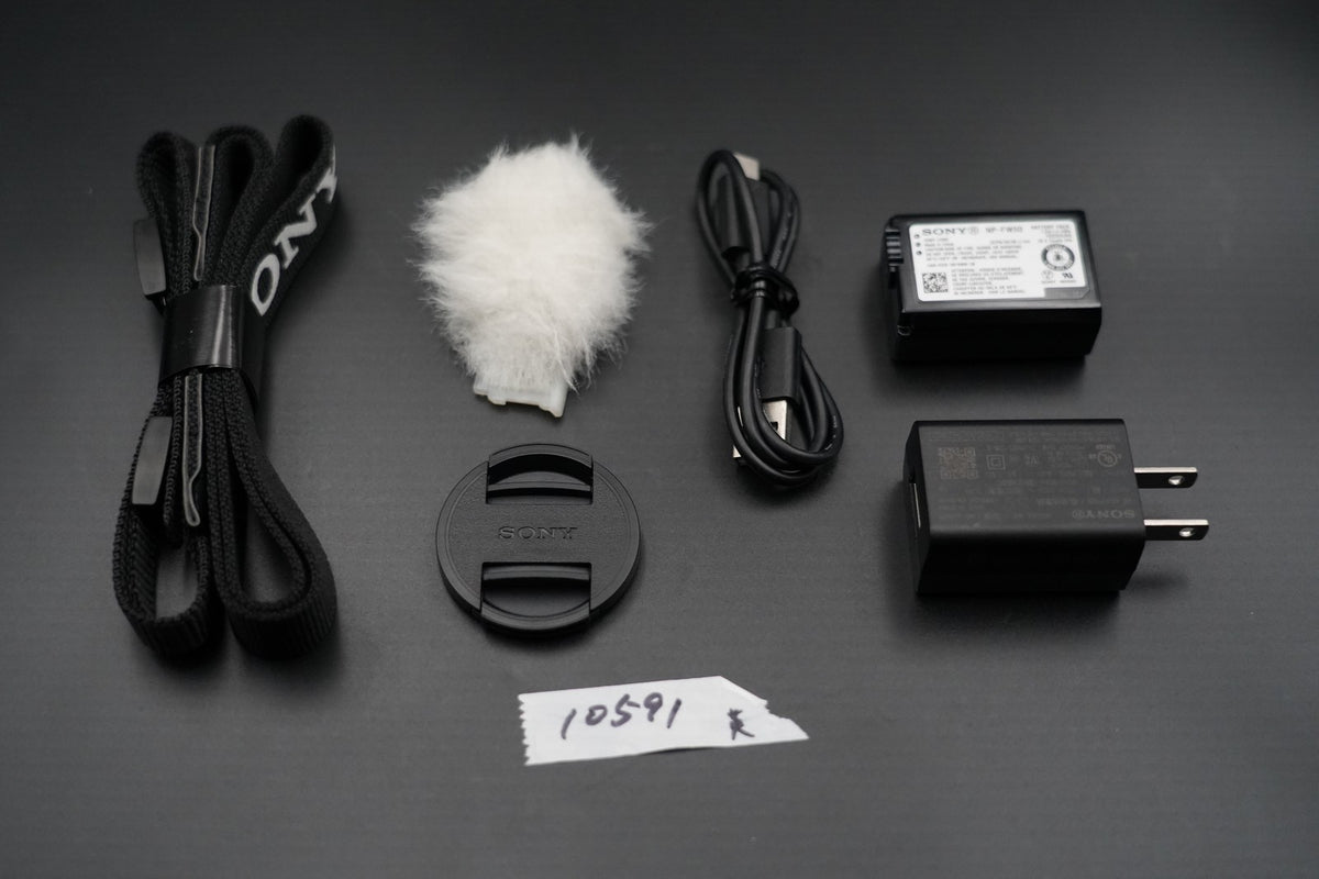 Sony Alpha ZV-E10 Mirrorless Vlog Camera with Lens White US STOCK #10591