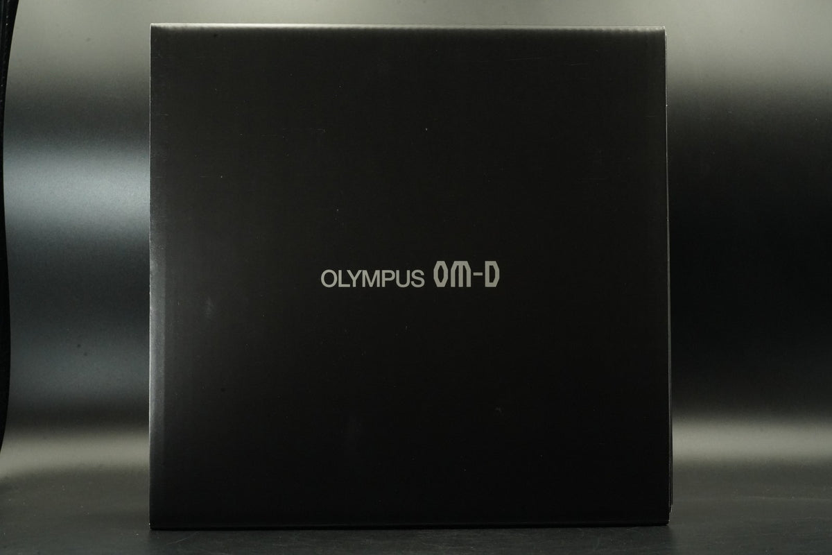 Olympus OM-D E-M5 Mark II 16.1MP Digital SLR Camera Silver -4315 cut- #12210