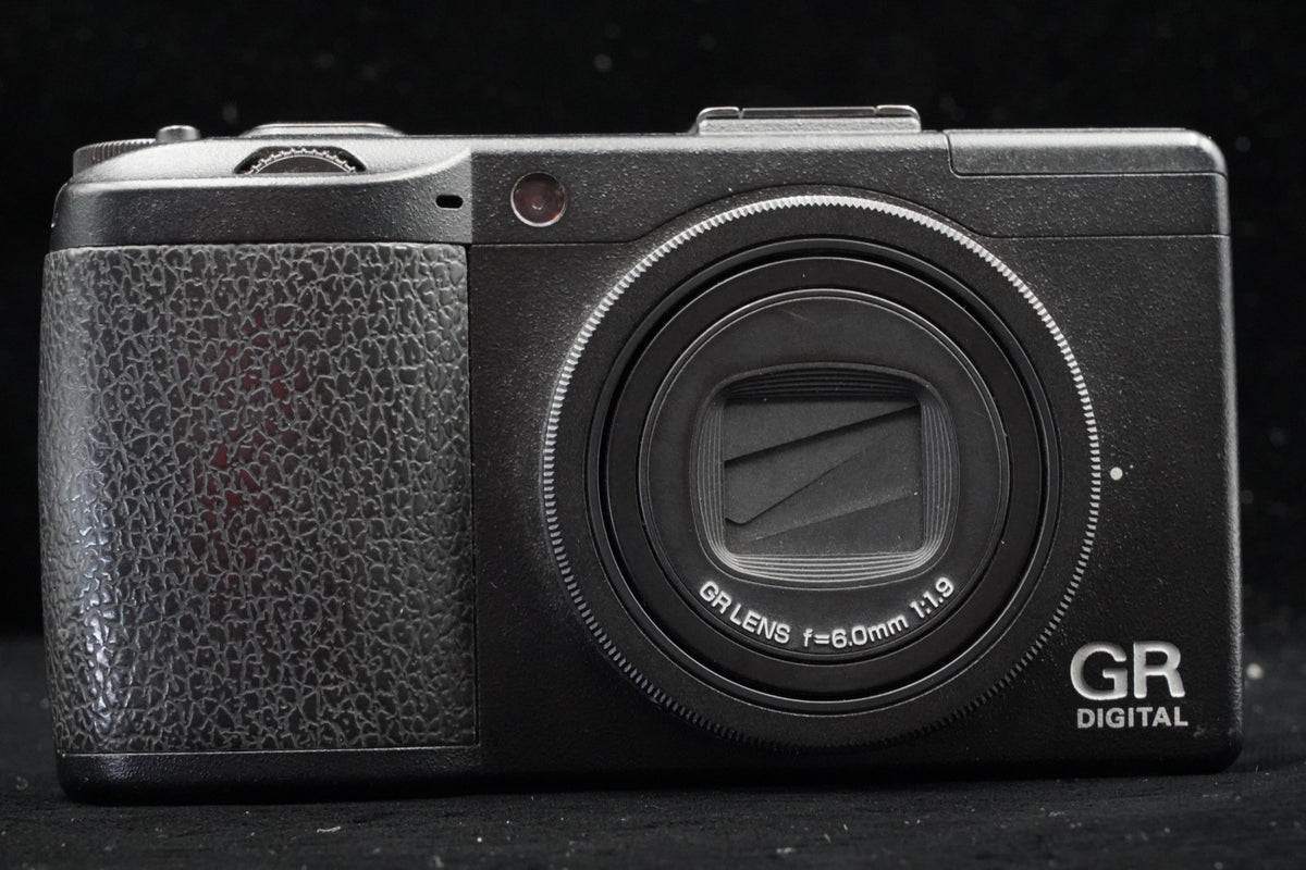 Ricoh GR Digital III 3 10.0MP Digital Camera JAPAN [] US STOCK #9529