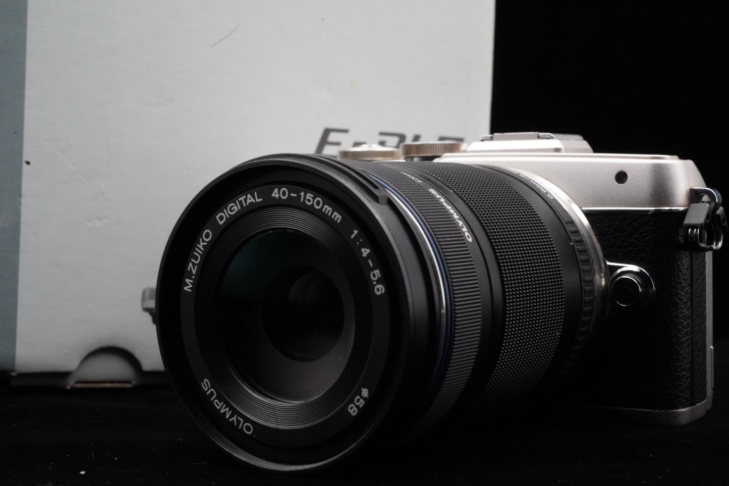 Olympus PEN E-PL7 Digital Camera Silver with 14-42mm Lens US Duty Paid 9786
