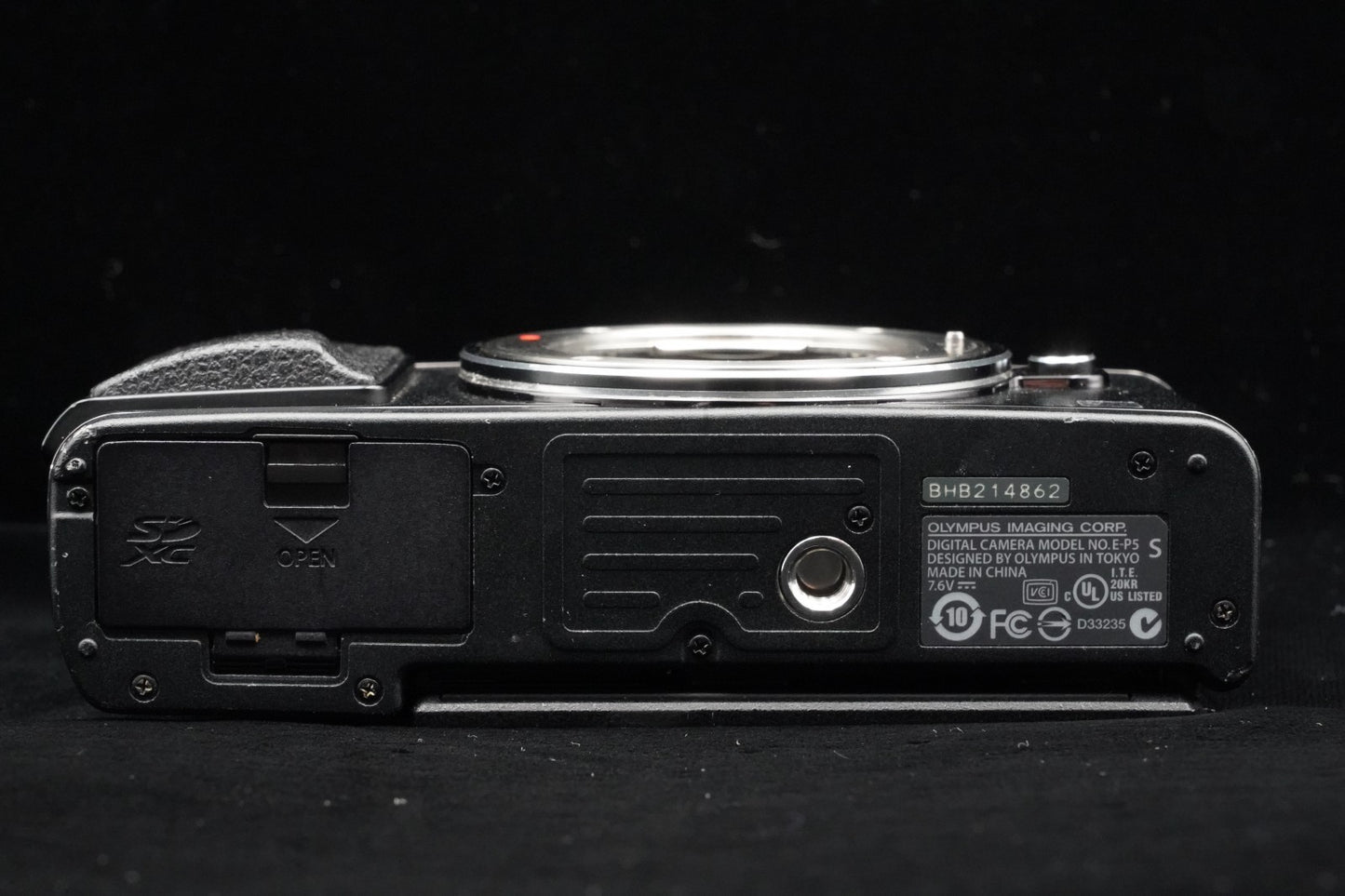 Olympus PEN E-P5 Black Body Wifi Digital Camera US Duty Paid 9838