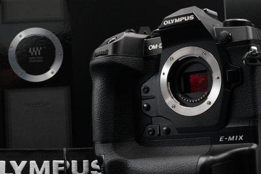 Olympus OM-D E-M1X 20.4MP Mirrorless Digital Camera body -1866 cuts- #11098