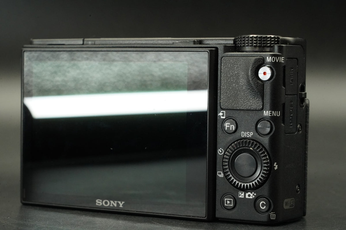 Sony Cyber-shot DSC-RX100M3 III Point Shoot Digital Camera #12288