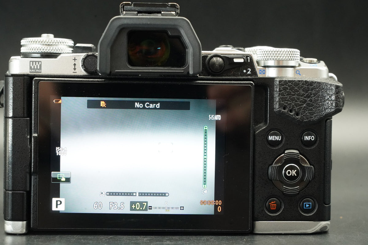 Olympus OM-D E-M5 Mark II w/ 14-42mm + 40-150mm Lens Black -65274 cuts- #12555