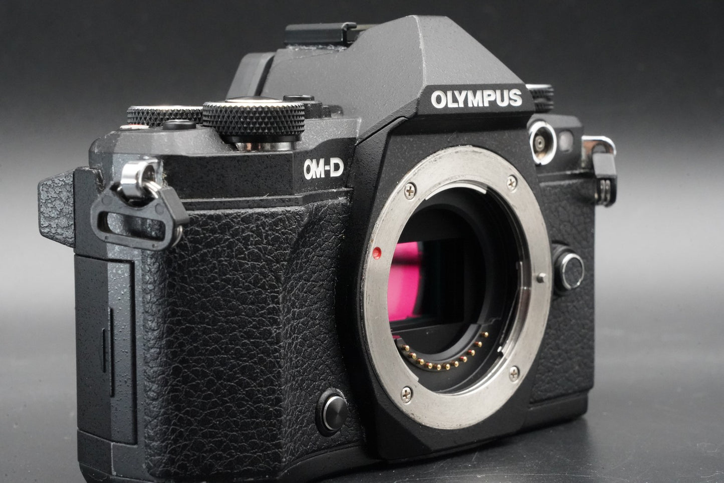 Olympus OM-D E-M5 Mark II 16.1MP Digital SLR Camera Black US Duty Paid 11030