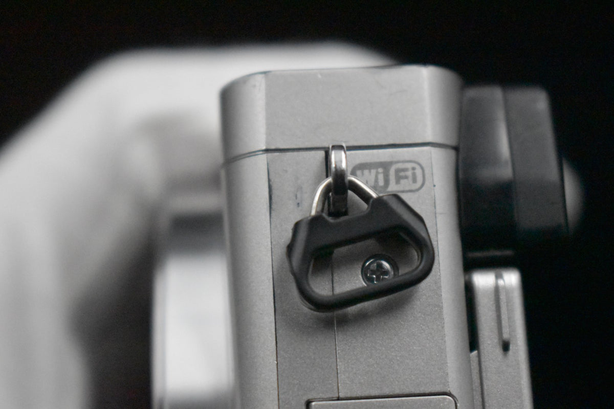 [US Duty Paid] Sony a6000 Digitale Spiegellose Kamera mit Objektiv Silber 8484