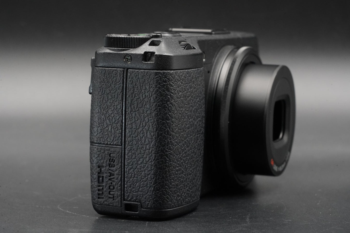RICOH GR 16.2MP Digital Compact Camera Black JAPAN US Duty Paid 10814