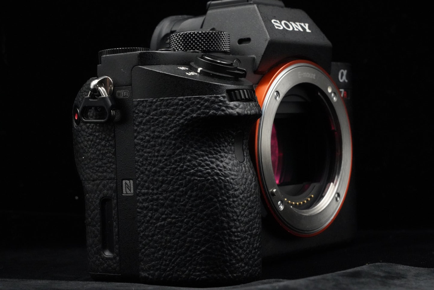 Sony ILCE-7RM2 A7R II Digital SLR Camer US STOCK #9966