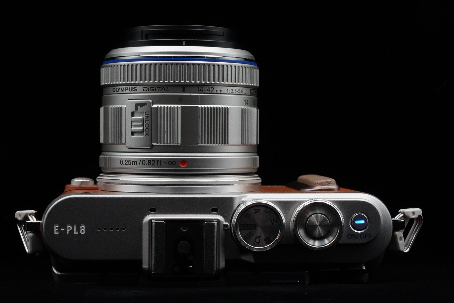Olympus E-PL8 Brown w/ 2 lenses Digital Mirrorless Camera US Duty Paid 10088
