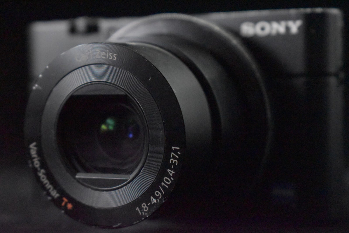 Sony Cyber-Shot DSC-RX100 20,2 megapixel fotocamera digitale INGLESE OK! #11938