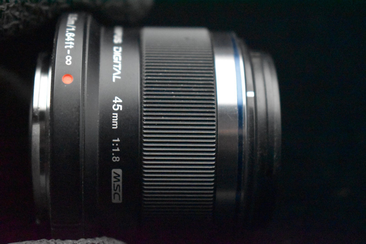 [US Duty Paid] Olympus M.ZUIKO DIGITAL 45mm f/1.8 Lens Black Japan 9209