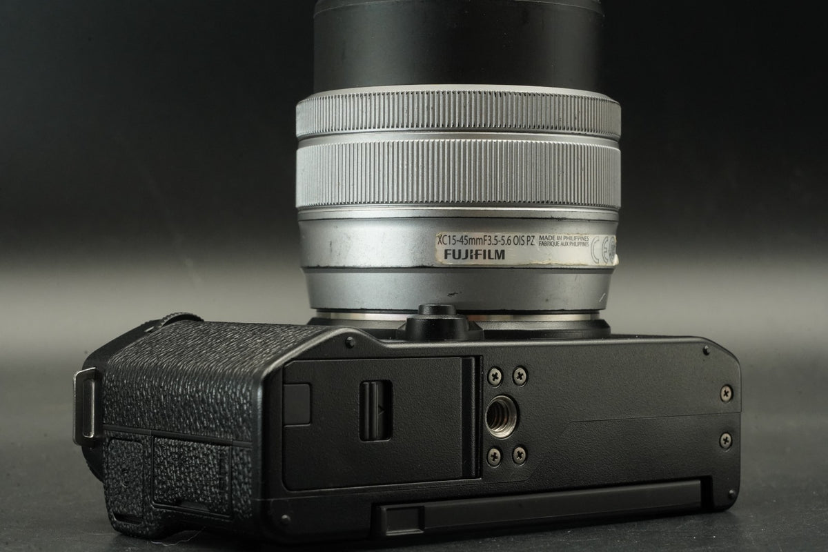 Fujifilm X-M5 Camera Black w/ XC 15-45mm From Japan -2248 cuts- US STOCK #11463