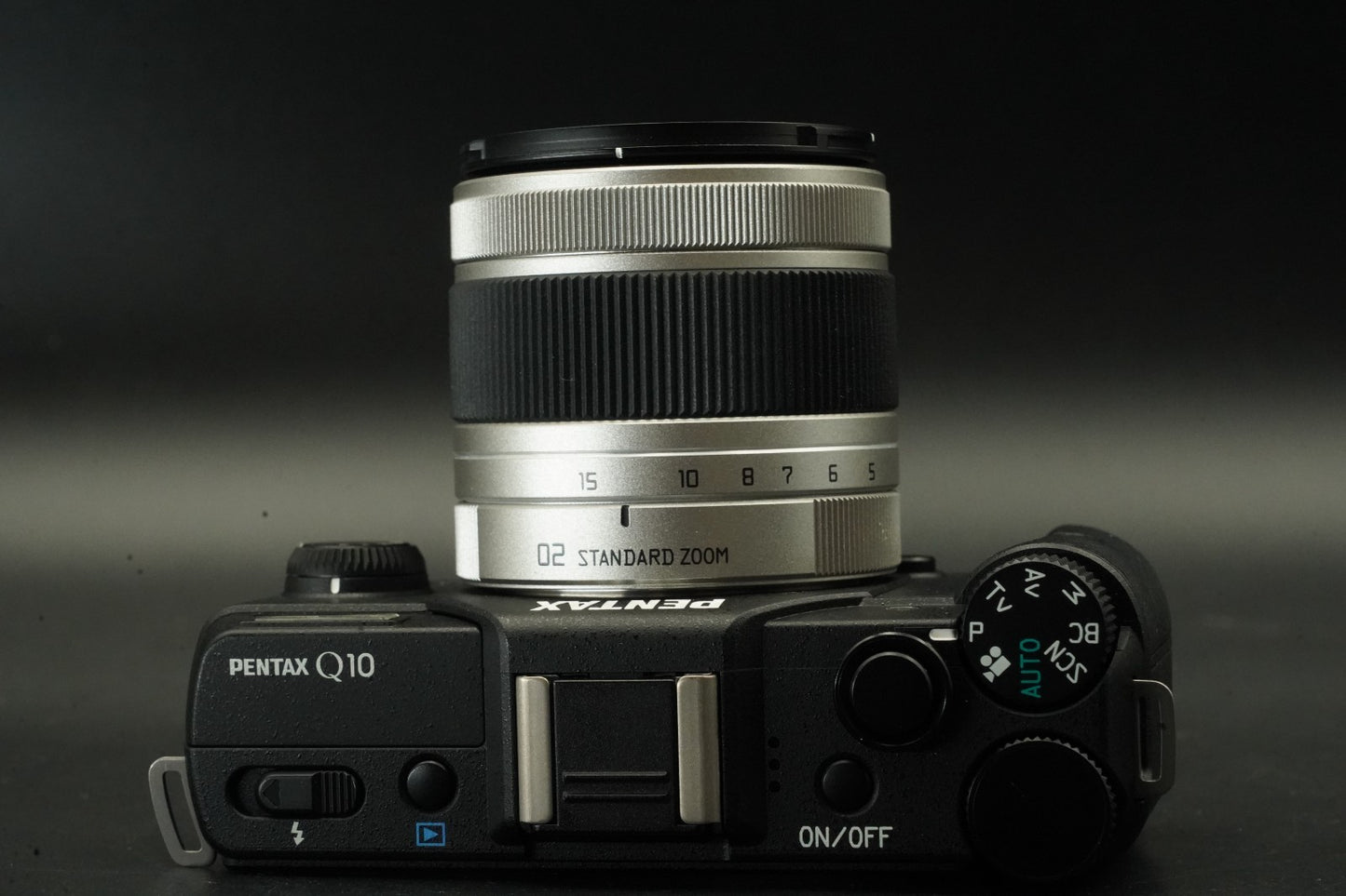 419 cuts! Pentax Q10 Black w/ 5-15mm Black 02 Zoom Lens Kit 11630