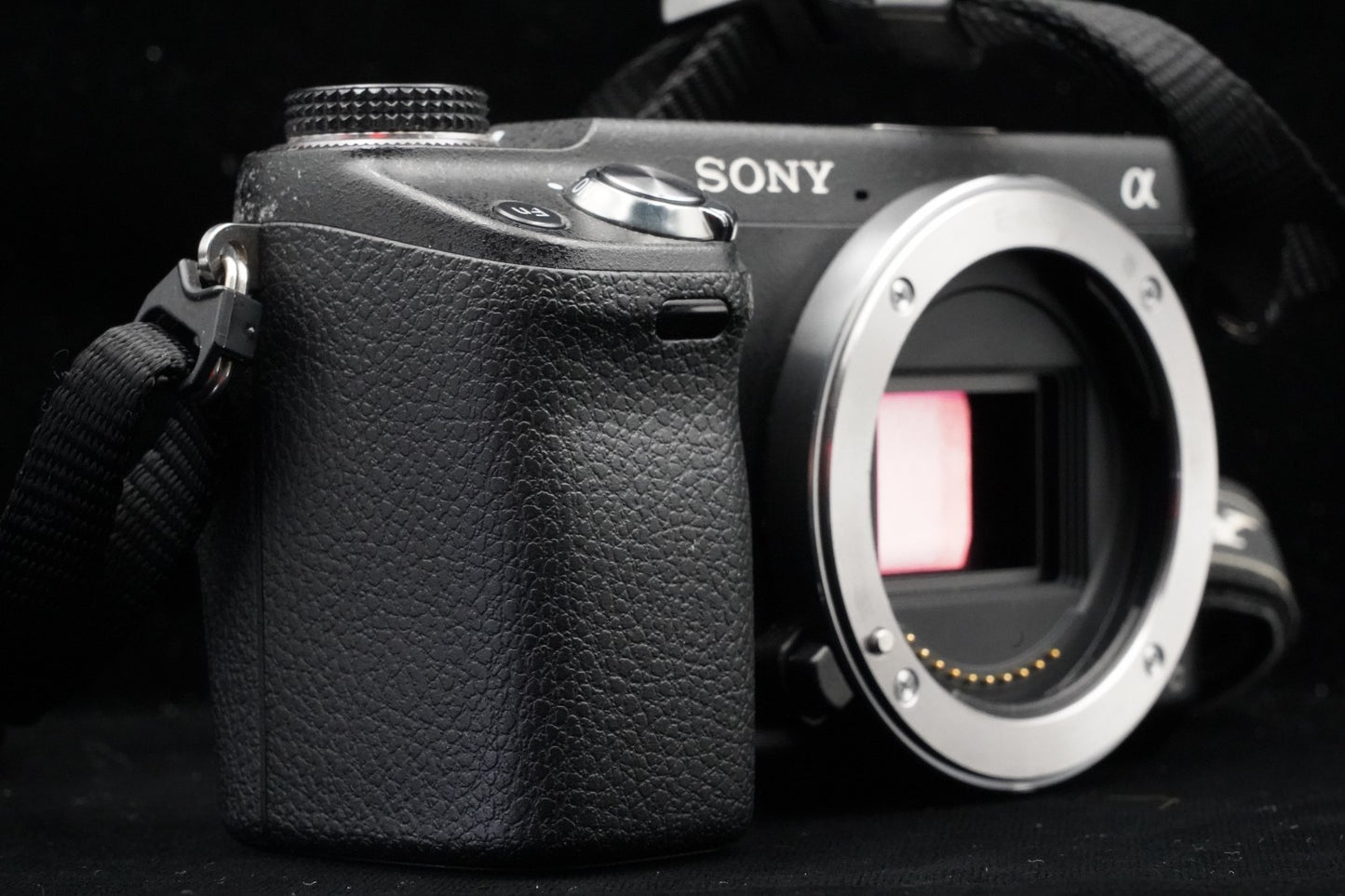 ENGLISH OK! [US Duty Paid] Sony α NEX-6 Digital Camera w/ 16-50mm PZ Lens 9306