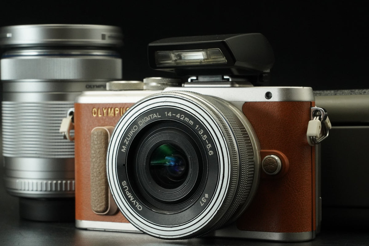 Olympus E-PL8 marrone con 2 obiettivi fotocamera digitale mirrorless US STOCK...