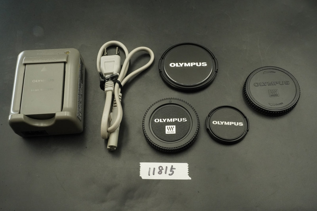 Olympus OM-D E-M10 Mark II Digital Camera Black w/ 2 Lens -19770 cuts- #11815
