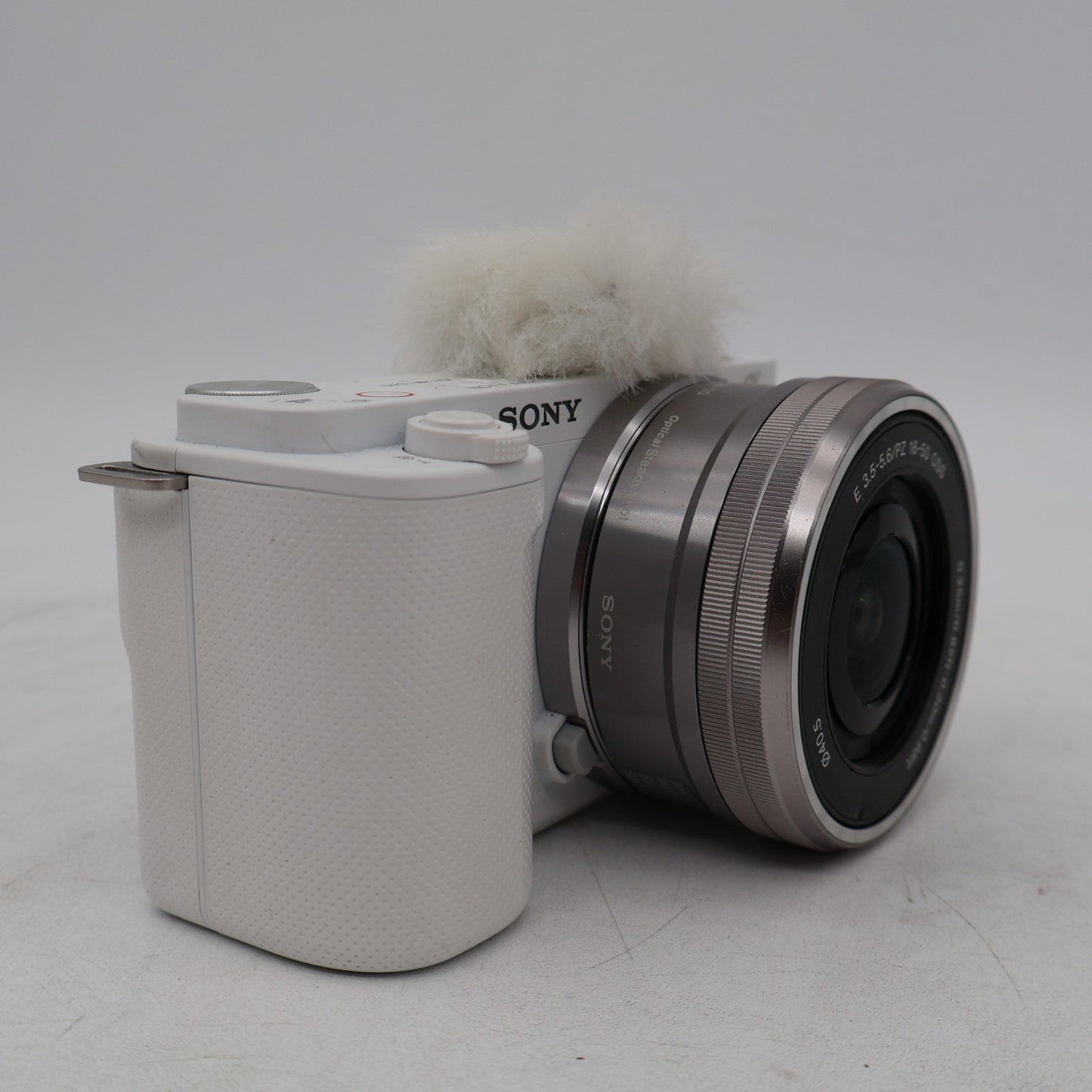 Sony Alpha ZV-E10 Mirrorless Vlog Camera with Lens White US STOCK #B0095